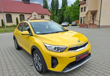 Kia Stonic I Crossover 1.4 DOHC 100KM 2019 Kia Stonic Kupiony w Polsce - benzyna - 1,4 - 100 KM 1.4 Benzyna 100KM