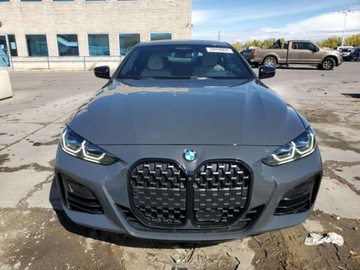 BMW Seria 4 G22-23-26 2022 BMW Seria 4 2022, 3.0L, 4x4, M440XI, po gradobiciu 3.0 Benzyna 382KM, zdjęcie 1