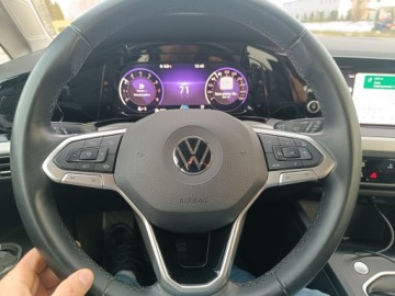 Volkswagen Golf VIII Variant 1.5 TSI 150KM 2022 VOLKSWAGEN GOLF VIII 1.5 Salon PL 150KM rok 2022 Serwis JAK NOWY, zdjęcie 1