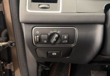 Volvo XC60 II Crossover D4 190KM 2017 Volvo XC 60 Polestar 2.4 D4 190KM automat AWD 2017 r., salon PL HAK 2.0, zdjęcie 28