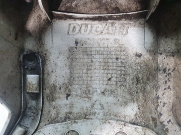 Переднее крыло Ducati Multistrada 1200 10-15 лет