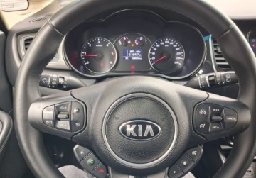 Kia Carens IV Minivan 1.7 VGT CRDI 115KM 2015 Kia Carens bezwypadkowe serwis1wlascicielnavi 1.7 Diesel 115KM, zdjęcie 6