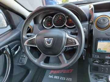 Dacia Duster I SUV Facelifting 1.6 SCe 114KM 2017 Dacia Duster Navi Klimatyzacja Komputer Tempomat Alu 1.6 Benzyna 114KM, zdjęcie 16
