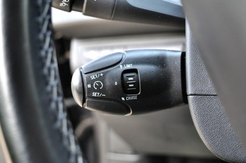 Peugeot 2008 I SUV Facelifting 1.2 PureTech 110KM 2016 Peugeot 2008 1,2 Benzyna 110Km Ledy Skóra Navi, zdjęcie 24