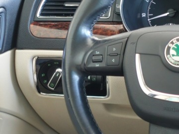 Skoda Superb II Kombi 3.6 FSI 4x4 260KM 2010 Škoda Superb Skoda Superb 3.6, zdjęcie 27