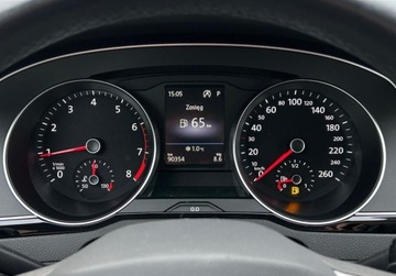 Volkswagen Passat B8 Variant Facelifting 1.5 TSI EVO 150KM 2023 Volkswagen Passat Variant Business Pakiety, ACC, Podgrzewane fotele, ergo, zdjęcie 23