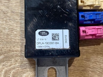 JAGUAR F-PACE 2015 ZESILOVAČ ANTÉNY