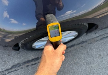 Volkswagen Golf VII Hatchback 3d 1.6 TDI BlueMotion 110KM 2015 Volkswagen Golf Bezwypadkowy, nowe sprzeglo, LOUNGE 1.6 Diesel 110KM, zdjęcie 13