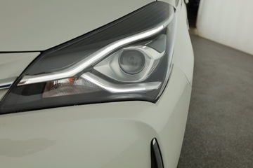 Toyota Yaris III Hatchback 5d Facelifting Hybrid 100KM 2017 Toyota Yaris 1.5 Hybrid, Automat, Skóra, Klima, zdjęcie 19
