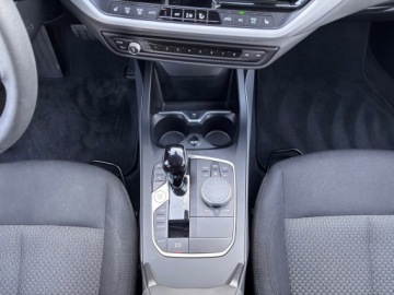 BMW Seria 1 F70 2024 BMW 118 BMW 118i Bezwypadkowe, salon Polska, FV 23, zdjęcie 24