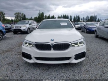 BMW Seria 5 G30-G31 2019 BMW Seria 5 2019 BMW 530E IPERFORMANCE 2.0 Hybryda Plug-in 180KM, zdjęcie 6