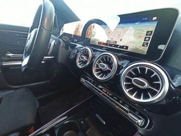 Mercedes GLA II Off-roader 1.3 200 163KM 2020 Mercedes GLA 200 salon, I właściciel, serwis,, zdjęcie 17