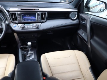 Toyota RAV4 IV MPV Facelifting 2.5 Hybrid 197KM 2016 Toyota RAV 4 2.5 Hybrid, Salon Polska, Serwis ASO, zdjęcie 7
