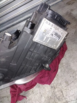 ПРАВАЯ ПЕРЕДНЯЯ ФОНАРЬ КСЕНОНОВАЯ VW PASSAT B6