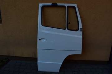 MERCEDES VARIO DRZWI PRAWE PRZÓD IGIEŁKI ORGINAŁ