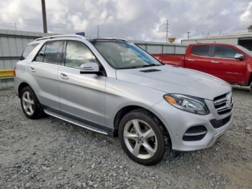 Mercedes GLE W166/C292 2018 Mercedes-Benz GLE 350 2018 3.5l 3.5 Benzyna 302KM, zdjęcie 4