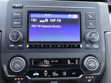 Honda Civic X Hatchback 5d 1.0 VTEC Turbo 129KM 2017 Honda Civic 1.0 VTEC Turbo, Salon Polska, Klima, zdjęcie 11