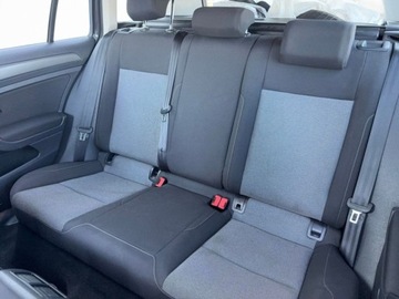 Volkswagen Golf VII Variant 1.6 TDI CR DPF BlueMotion Technology 90KM 2014 Volkswagen Golf 1.6 Diesel 90KM, zdjęcie 9