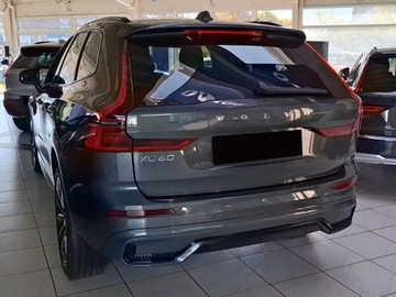 Volvo XC60 II 2025 VOLVO XC60 T6 Plug-In Hybrid AWD Ultra Dark Suv 2.0 (398KM) 2025, zdjęcie 1