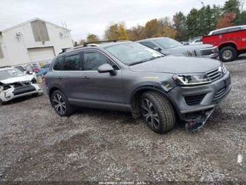 Volkswagen Touareg II 2017 Volkswagen Touareg 2017 VOLKSWAGEN TOUAREG V6 WOLFSBURG EDITION 3.6 Benzyna, zdjęcie 7