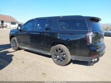 Chevrolet Suburban GMT900 2025 Chevrolet Suburban 4wd Rst, 2025r., 4x4, 5.3L 5.3 Benzyna 355KM, zdjęcie 5
