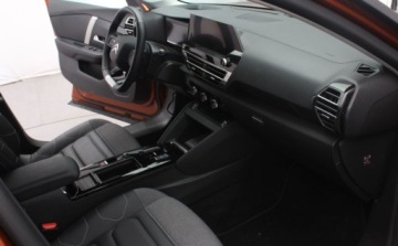 Citroen 2022 Citroen C4 Shine EAT8 2022 FV23 1.2 Benzyna 130KM, zdjęcie 1