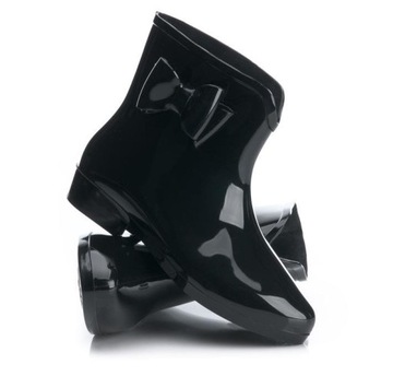 5863 КОРОТКИЕ ЧЕРНЫЕ РЕЗИНОВЫЕ БОТИНКИ, BOWKARD 40