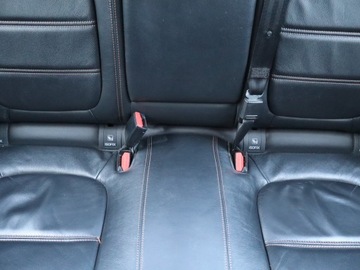 Jaguar XE Sedan 2.0 i4 180KM 2016 Jaguar XE 20d, Salon Polska, 177 KM, Automat, zdjęcie 9