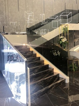 Лестница из черного мрамора, полированная плитка 120х30.