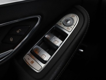 Mercedes Klasa C W205 Limuzyna 180 156KM 2016 Mercedes C 180 półskóra navi klima auto, zdjęcie 33