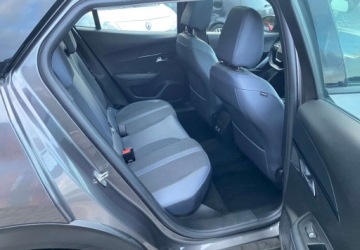 Peugeot 2008 II SUV 1.2 PureTech 100KM 2020 Peugeot 2008 PEUGEOT 2008 1.2 Benzyna 101KM, zdjęcie 11