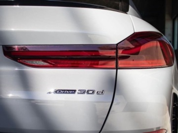 BMW X6 G06 2025 BMW X6 BMW X6 xDrive30d 3.0 Diesel 265KM, zdjęcie 12