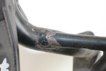 SUZUKI GSF 650 BANDIT 05-06 КРОНШТЕЙН КРЕПЛЕНИЯ ПЕРЕДНЕЙ СТОЙКИ