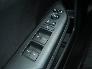 Honda Civic X Hatchback 5d Facelifting 1,0 VTEC TURBO 126KM 2021 Honda Civic 1.0 VTEC Turbo, Salon Polska, zdjęcie 16