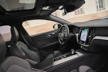 Volvo S60 III 2021 BLACK EDITION __R-DESIGN__ 5 SZTUK W OFERCIE, zdjęcie 32
