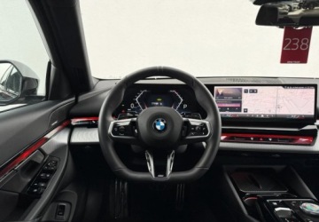 BMW Seria 5 G90-91 2025 BMW Seria 5 I wlasciciel M Sport Hak Gwarancja Bezwypadkowy FVAT23, zdjęcie 30