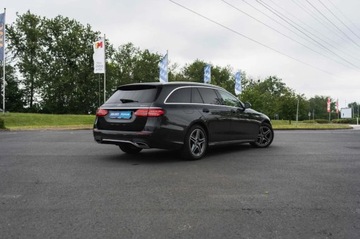 Mercedes Klasa E W213 All-terrain Facelifting 2.0 E220d 194KM 2021 Mercedes E E 220 d 4MATIC, Salon Polska, zdjęcie 5