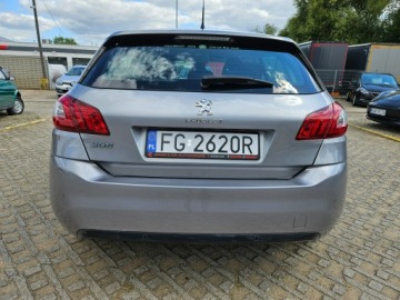 Peugeot 308 II Hatchback 5d 1.2 PureTech 130KM 2014 Peugeot 308 1.2 benzyna 130KM, zdjęcie 16