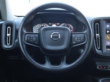 Volvo XC40 Crossover 2.0 D3 150KM 2018 Volvo XC40 D3, Navi, Klima, Klimatronic, Tempomat, zdjęcie 13