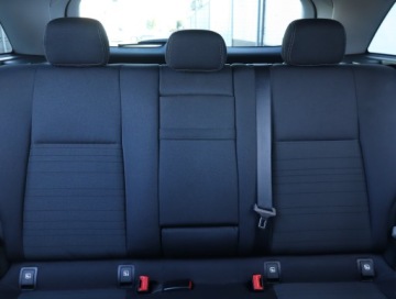 Mercedes GLC C253 SUV 2.0 250 211KM 2019 Mercedes GLC GLC 250 4MATIC, 4X4, Automat, Navi, zdjęcie 9