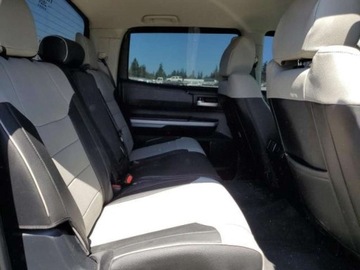 Toyota Tundra II 2021 Toyota Tundra 2021, 5.7L, 4x4, CREWMAX SR5, od ubezpieczalni 5.7 Benzyna, zdjęcie 8