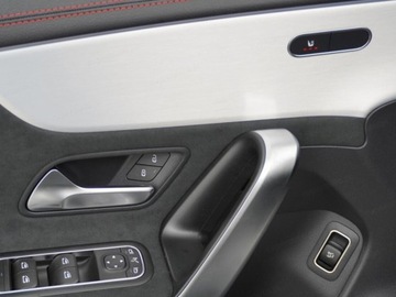 Mercedes CLA C118/X118 Shooting Brake Facelifting 1.3 200 163KM 2025 CLA 200 AMG Line Shooting Brake 1.3 (163KM) 2025, zdjęcie 16