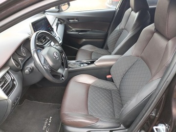 Toyota C-HR I Crossover 1.8 Hybrid 122KM 2019 Toyota C-HR 1.8 Hybrid Prestige 1.8 Hybrid Prestig, zdjęcie 9