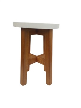 Taboret drewniany (sosna) -nogi oranż + białe siedzisko stołek 46cm