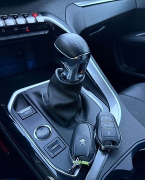 Peugeot 5008 II Crossover Facelifting 1.2 PureTech 130KM 2021 Peugeot 5008 POLIFT Kamera Cofania Benzyna Manual, zdjęcie 27