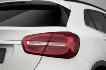 Mercedes GLA I Off-roader 1.6 200 156KM 2014 Mercedes-Benz GLA 1.6 Benzyna 156KM, zdjęcie 9