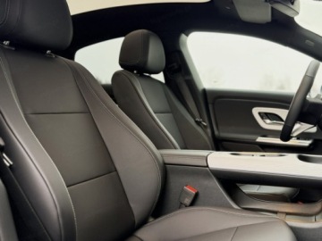 Mercedes CLA C118/X118 2025 MERCEDES-BENZ CLA 180 Progressive Sedan 1.5 (136KM) 2025, zdjęcie 6