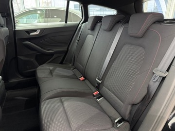 Ford Focus III Kombi Facelifting 1.5 TDCi 120KM 2018 Ford Focus ST Line / CarPlay/AndroidAuto / Nawigac, zdjęcie 11