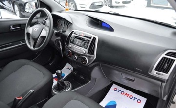 Hyundai i20 I Hatchback 5d Facelifting 1.2 DOHC 85KM 2013 Hyundai i20 LIFT Benzyna 1.2 Klimatyzacja 1.2 Benzyna 85KM, zdjęcie 14