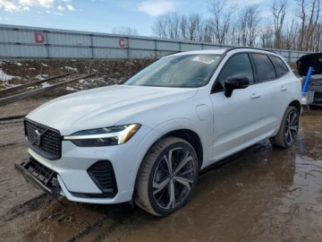 Volvo XC60 II Crossover Plug-In Facelifting 2.0 T8 455KM 2024 Volvo XC 60 2024 VOLVO XC60 ULTIMATE 2.0 Hybryda Plug-in 455KM, zdjęcie 1